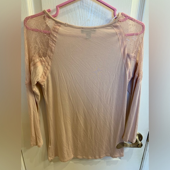 Le Chateau Top - Picture 3 of 3